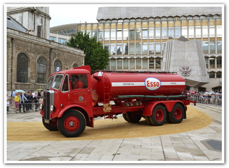 Cart Marking Ceremony July 2015 - Guildhall Yard, City of London